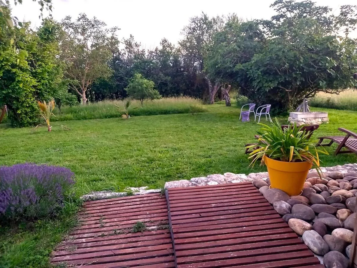 La Maison Pop-70'S-Spot Nature-B&B Sarrant 0*,