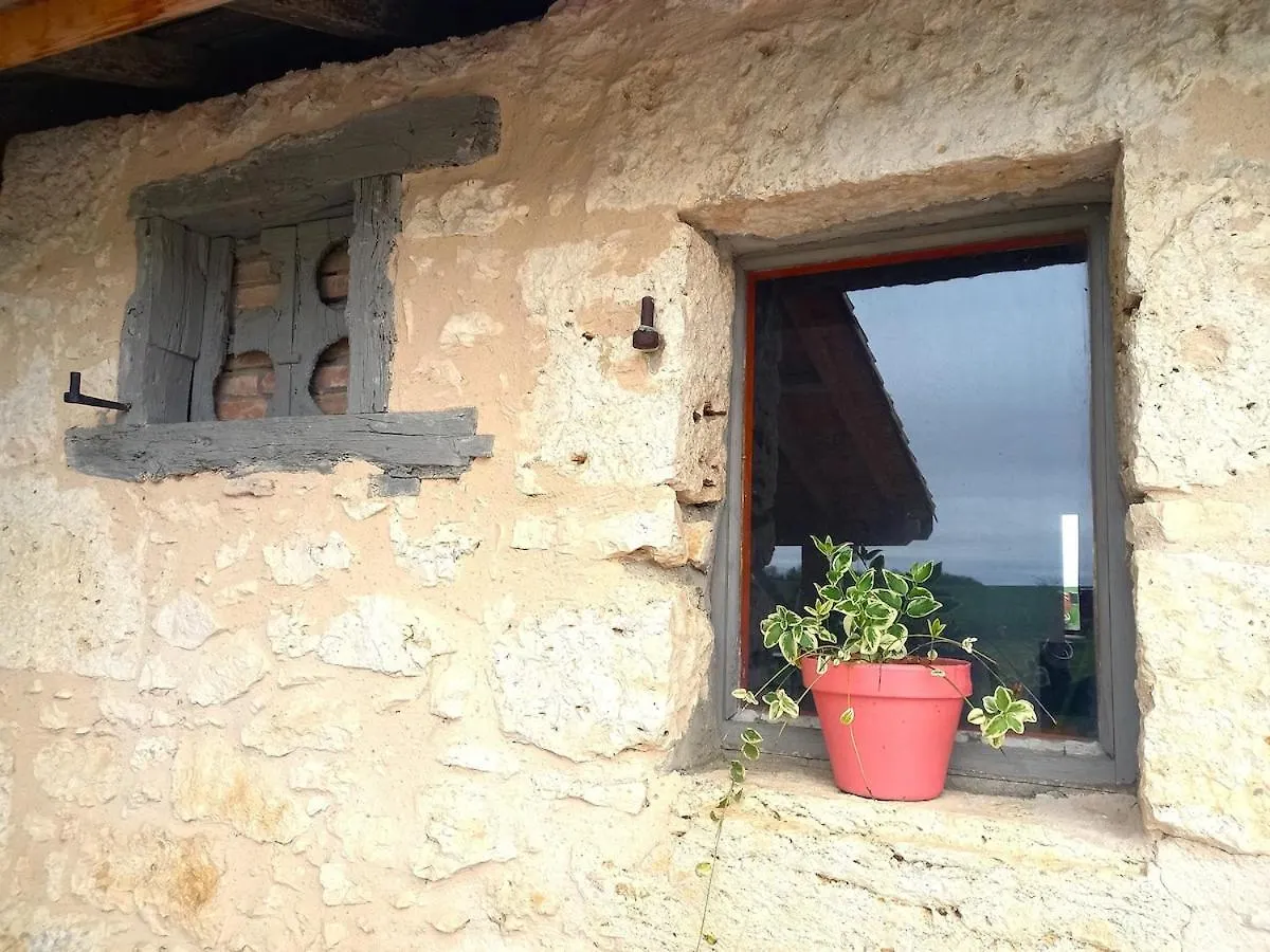 La Maison Pop-70'S-Spot Nature-B&B Sarrant フランス